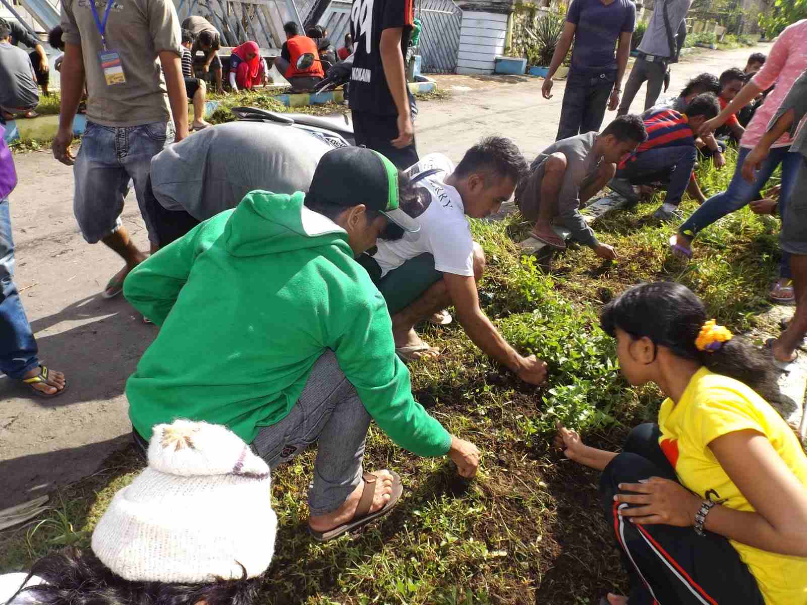 Bakti Amal Mahasiswa Peternakan Indonesia Wilayah IV (BAMPIWIL IV) 2015/2016 “Baktiku, Peternakanku”
